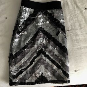 BCBG Back/Silver Beaded Miniskirt - HOLIDAY SALE